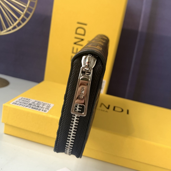 超激安ブランド財布偽物側面デザイン